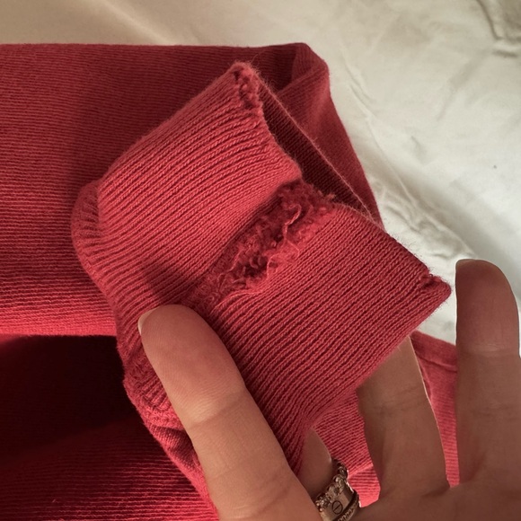 THE GREAT. College sweatshirt - size 2 medium - red - EXCELLENT pre-loved - Picture 4 of 4